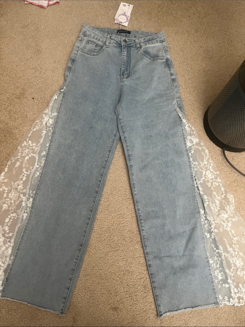 Light Wash Straight-Leg Women's Jeans with Lace Side Panels NWT